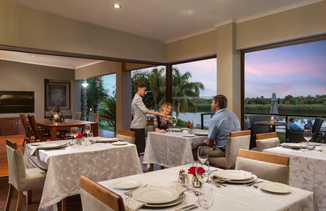 River Place Manor Upington Exterior foto